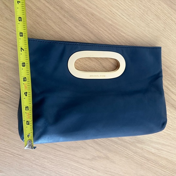 Michael Kors clutch handbag - Picture 6 of 14